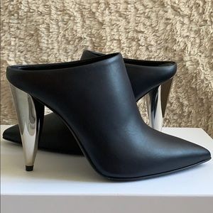 * FLASH SALE * Scanlan Theodore Heeled Mules